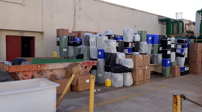CNT denuncia la acumulación incontrolada de residuos tóxicos en el Hospital Dr. Peset